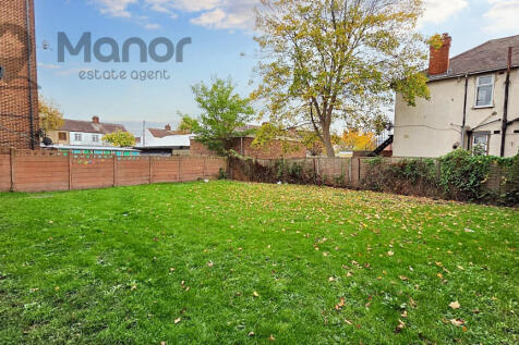 WhatsApp Image 2025-11-10 at 12.49.48 (1)