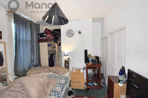 WhatsApp Image 2025-09-10 at 11.05.01 (1)