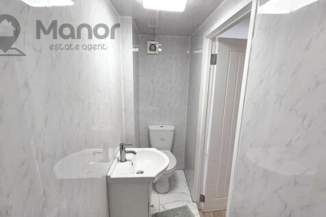 WhatsApp Image 2025-05-23 at 17.21.00