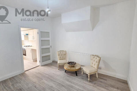 WhatsApp Image 2025-05-23 at 17.21.01 (1)