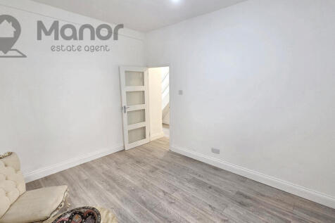 WhatsApp Image 2025-05-23 at 17.21.01