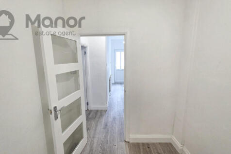 WhatsApp Image 2025-05-23 at 17.21.01 (2)