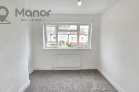 WhatsApp Image 2025-05-23 at 17.21.02 (5)