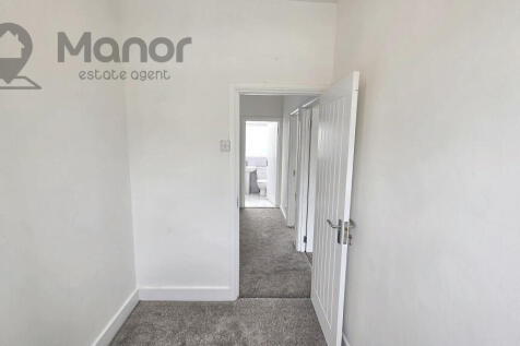 WhatsApp Image 2025-05-23 at 17.21.02 (3)