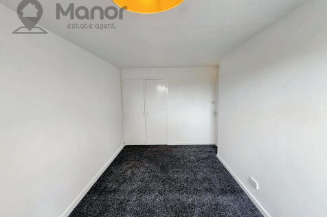 WhatsApp Image 2025-11-17 at 14.00.41