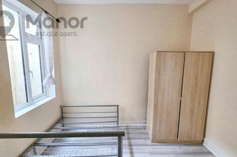 WhatsApp Image 2025-11-19 at 13.48.37