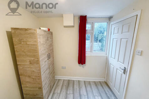 WhatsApp Image 2025-11-23 at 00.39.11 (5)