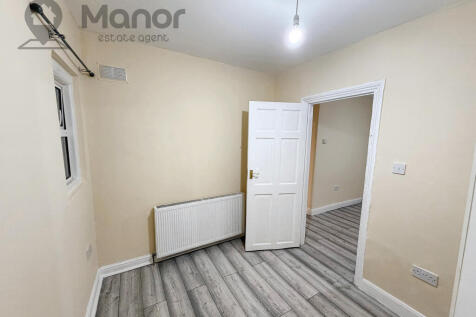 WhatsApp Image 2025-11-23 at 00.39.10 (3)