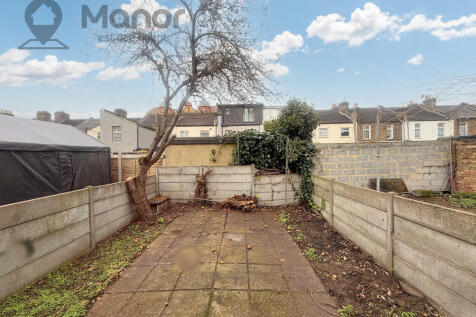 WhatsApp Image 2025-11-23 at 00.39.11 (2)