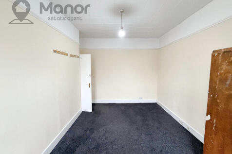 WhatsApp Image 2025-11-23 at 01.02.55 (2)