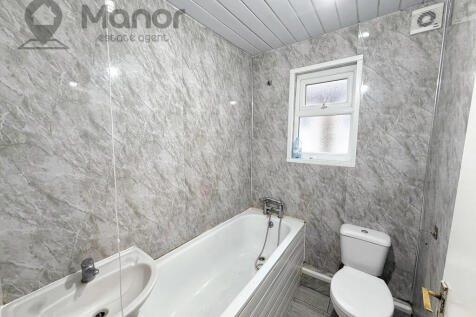 WhatsApp Image 2025-11-23 at 01.02.54 (1)