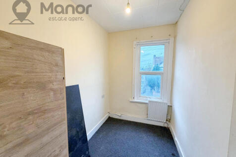 WhatsApp Image 2025-11-23 at 01.02.54 (4)