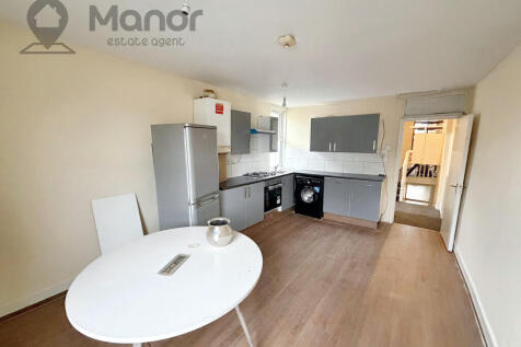 WhatsApp Image 2025-11-23 at 01.02.54