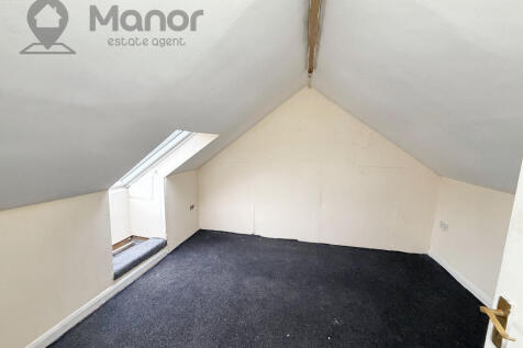 WhatsApp Image 2025-11-23 at 01.02.53