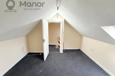 WhatsApp Image 2025-11-23 at 01.02.53 (1)