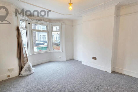 WhatsApp Image 2025-11-22 at 21.13.51