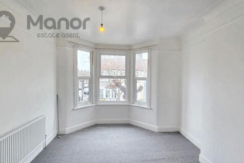 WhatsApp Image 2025-11-22 at 21.13.47 (2)