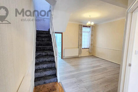 WhatsApp Image 2025-11-22 at 21.52.44 (2)