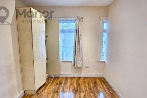 WhatsApp Image 2025-11-22 at 21.52.43