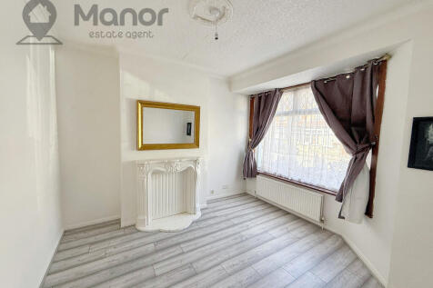 WhatsApp Image 2025-07-04 at 17.15.50 (4)