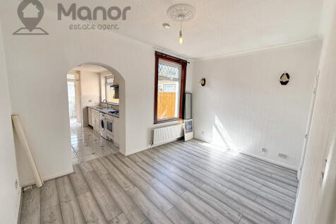 WhatsApp Image 2025-07-04 at 17.15.50 (1)