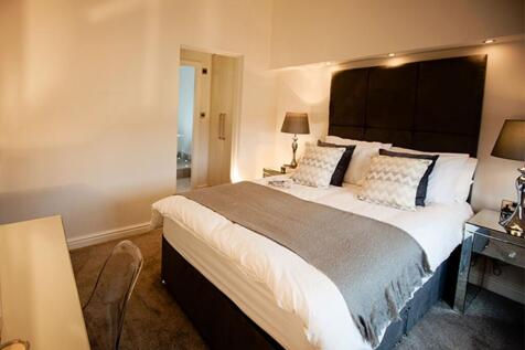 Master Bedroom EXAMPLE