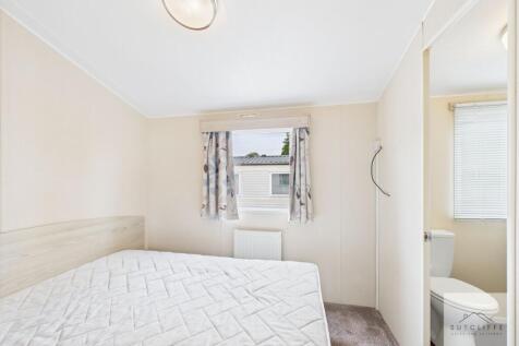 Main Bedroom / Ensuite