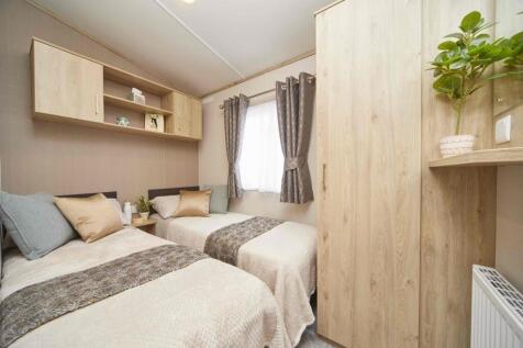 Primary Bedroom &amp; En Suite