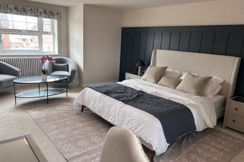 Example Master Bed