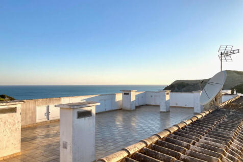 Roof terrace
