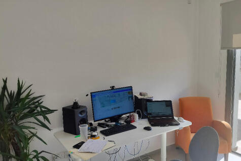 Office/bedroom 5