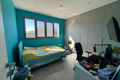 Bedroom 02