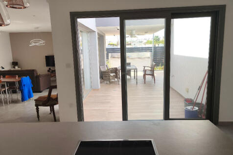 kitchen Doors out