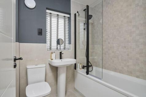 8 Hereford Grange The Seaton Internals Bathroom