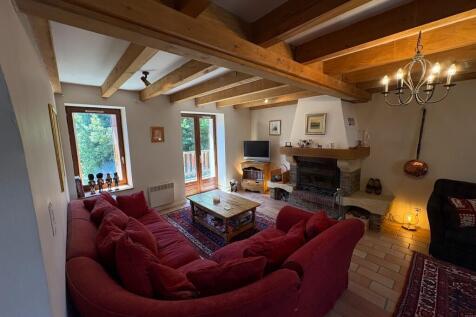 Lounge Area 1