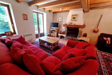 Lounge Area 1