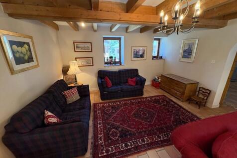 Lounge Area 2
