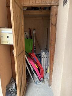 Ski Store