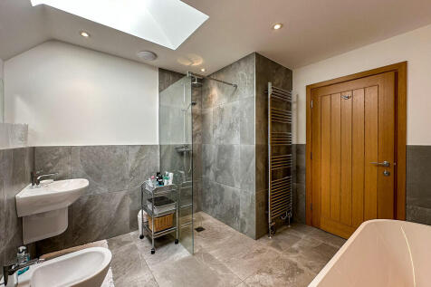 Bathroom (2)