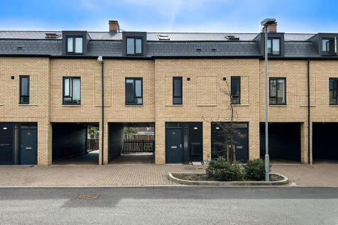 External front (2...