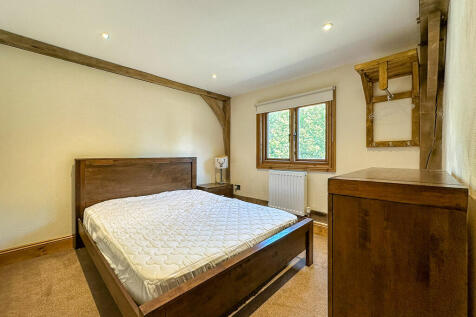 Bed 1