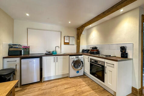 Kitchen (1)