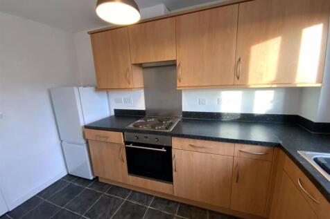 24-Clouse-Close-Kitchen.jpg