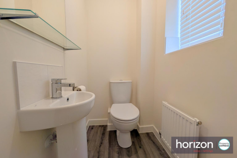 Cloakroom/ Wc