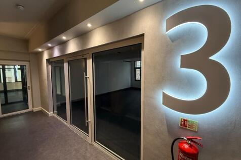 3rd floor entrance