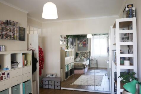 Front Bedroom 3