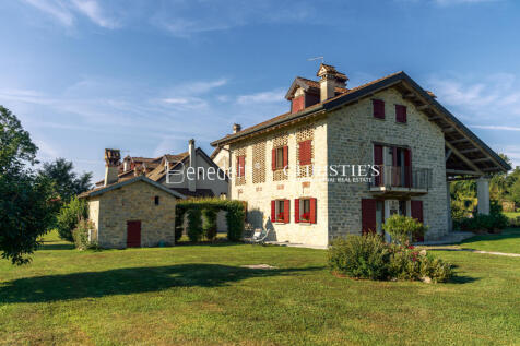 2a38e8b4-556f-4dd7-890f-7bcbbcfd47d4_original