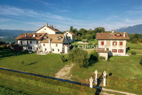 c02a98a4-87f1-4841-99ae-0ade42e19e26_original