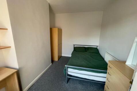 PHOTO-2025-10-13-12-35-52 2.jpg