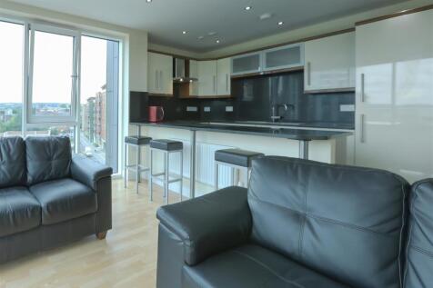 Apt 5, 112 Ecclesall Road - 5 bed kitchen.jpg